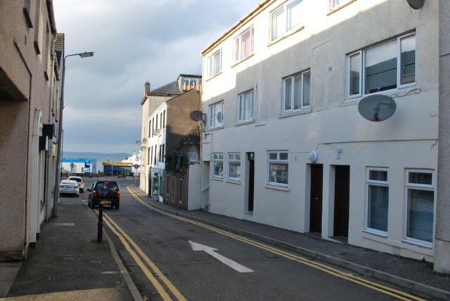 Gallowgate Square Apartments Largs Exterior photo
